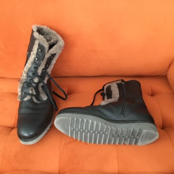 Aquatalia shearling lined brown winter boots - Picture 2 of 2